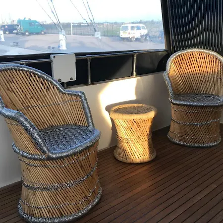 Bateau Insolite *