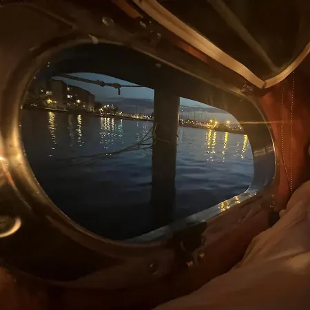 Bateau Insolite * Sète