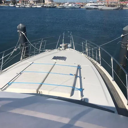 Bateau Insolite Botel *